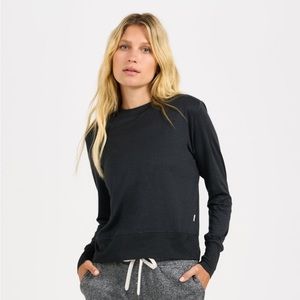 Vuori Daydream Crew Women's Performance long Sleeve Top